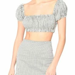 Budget 😉 Nicole Miller 👩 Womens Striped Square Neck Cropped 🌟