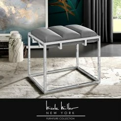 New 🥰 Nicole Miller Brayson Ottoman 😍