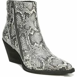 Best reviews of 🔔 Zodiac Ramona 👩 Womens Ruffled Block-Heel Ankle 🥾 Boots ✨