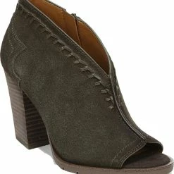 Brand new 🎉 Zodiac Mia 👩 Womens Faux Suede Block Heel Ankle 🥾 Boots ⌛ -Hot Sale Nicole Miller Store e1ad50036e1a47fabe6ec50a600b3a6b 1080x